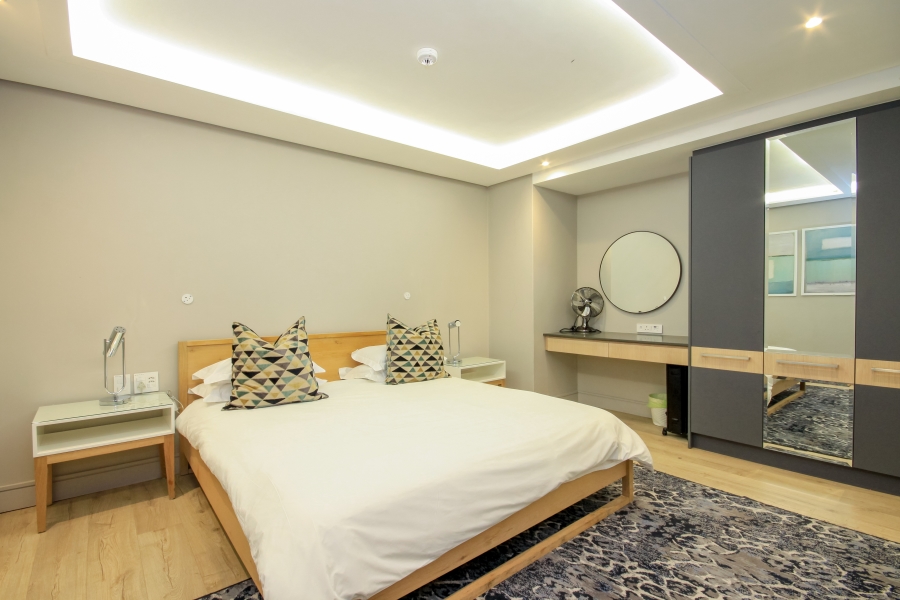 To Let 2 Bedroom Property for Rent in Sea Point Western Cape